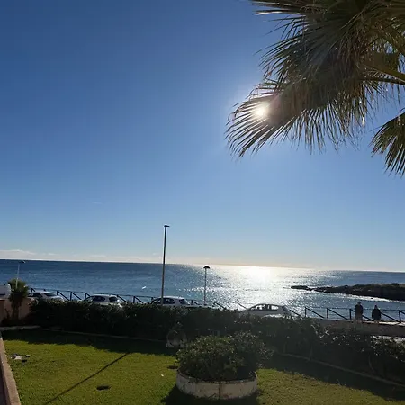 Appartement Stylish Frontline Punta Prima With Sea Views